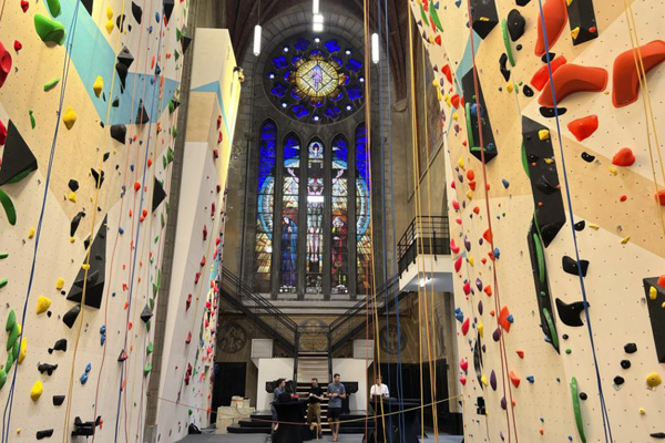 Brussels wall climbing club 1